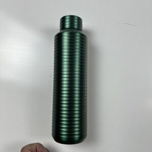 Starbucks Green Gold Ombre Vacuum Insulated  20 Oz Tumbler 2022 NEW